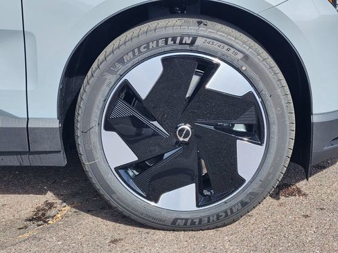New 2026 Volvo EX30 Plus w/ Climate Package AWD/4WD image 30