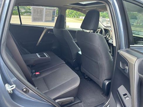 Used 2014 Toyota RAV4 XLE AWD/4WD image 19