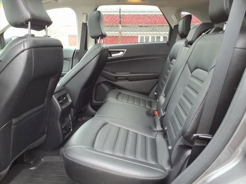 Certified 2024 Ford Edge SEL w/ Convenience Package image 11