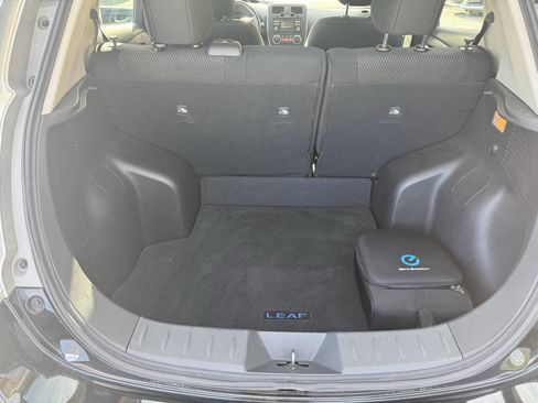 Used 2015 Nissan Leaf S w/ Charge Package image 18