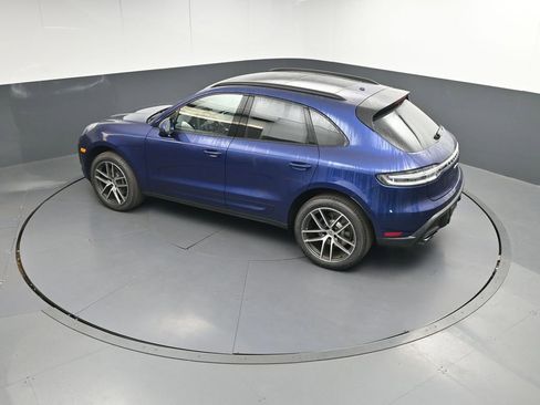 New 2026 Porsche Macan AWD/4WD image 34