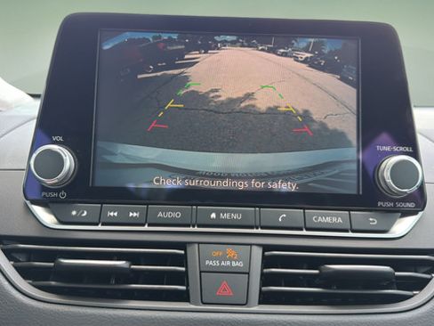 Certified 2025 Nissan Altima 2.5 S FWD image 28