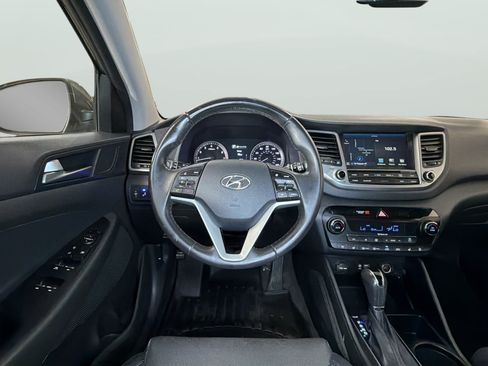 Used 2016 Hyundai Tucson Limited w/ Option Group 03 AWD/4WD image 16