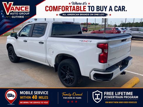 Used 2023 Chevrolet Silverado 1500 Custom AWD/4WD image 7