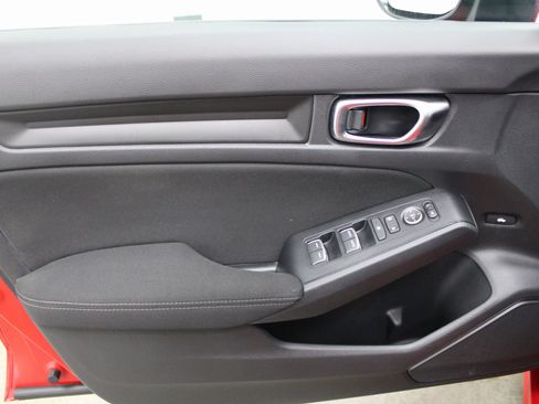 Used 2023 Honda Civic Sport image 10