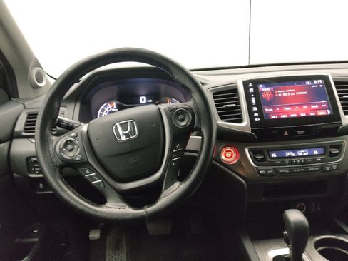 Used 2018 Honda Pilot EX image 22