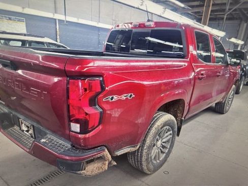 Used 2025 Chevrolet Colorado LT image 7