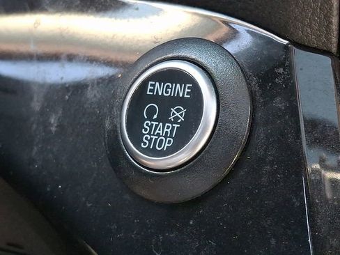 Used 2018 Ford Escape Titanium w/ Ford Safe & Smart Package AWD/4WD image 24