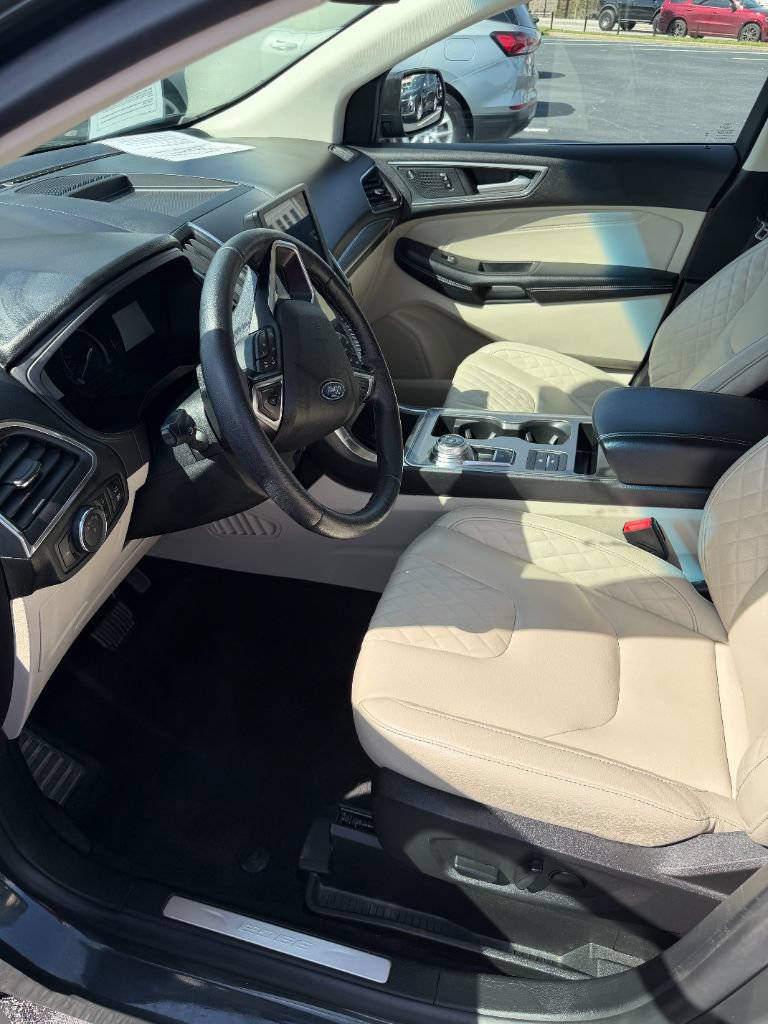 Used 2024 Ford Edge Titanium AWD/4WD image 17