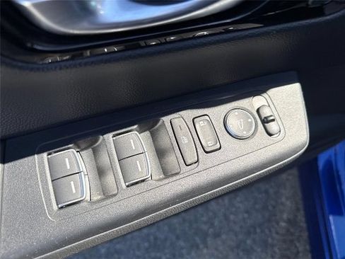 Used 2024 Honda CR-V EX-L image 17