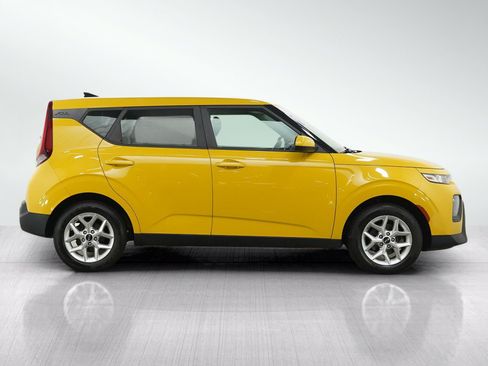 Used 2020 Kia Soul S FWD image 6