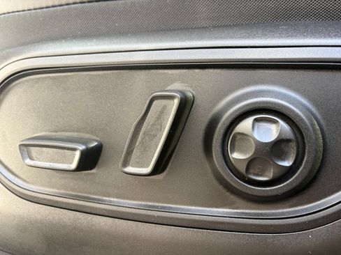 New 2026 Jeep Grand Cherokee Altitude RWD image 13
