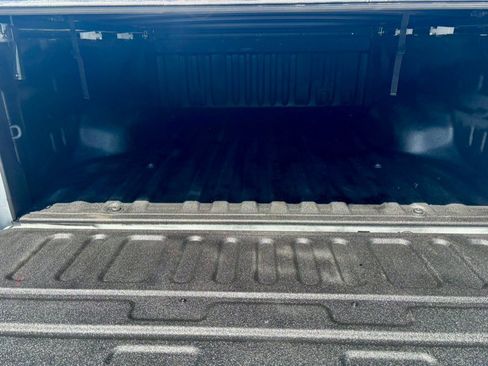 Used 2016 Toyota Tundra SR5 w/ SR5 Upgrade Package AWD/4WD image 33
