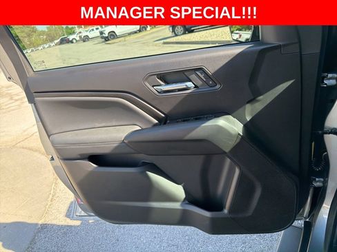 Used 2026 Chevrolet Colorado LT w/ Advanced Trailering Package AWD/4WD image 31