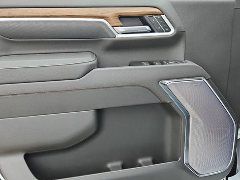 New 2026 Chevrolet Silverado 2500 High Country w/ Technology Package AWD/4WD image 10