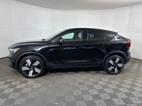 Used 2023 Volvo C40 P8 Recharge Ultimate image 6