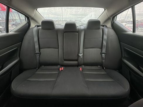 Used 2024 Nissan Altima 2.5 SV image 21