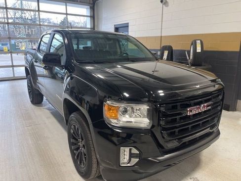 Certified 2022 GMC Canyon Elevation image 3