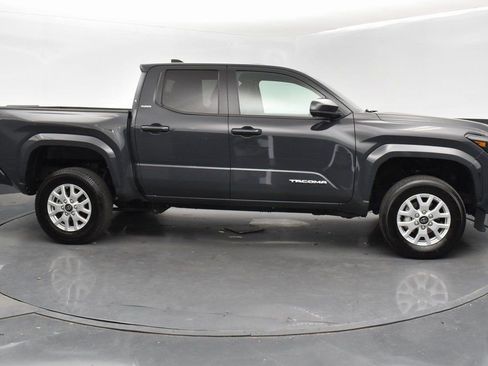 Used 2024 Toyota Tacoma SR5 image 28