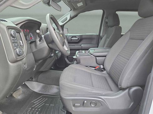 Used 2022 Chevrolet Silverado 1500 Custom image 17