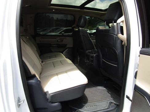 Used 2019 RAM 1500 Limited AWD/4WD image 31