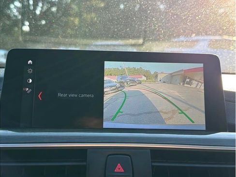 Used 2018 BMW 330i Sedan RWD image 21
