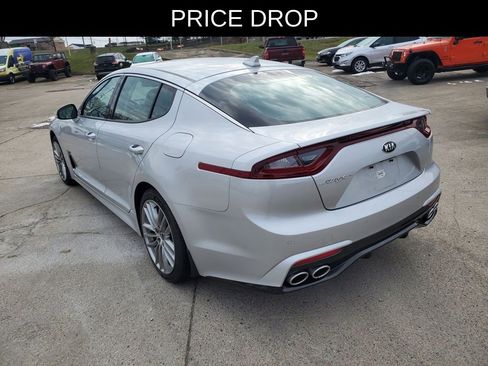 Used 2018 Kia Stinger image 2