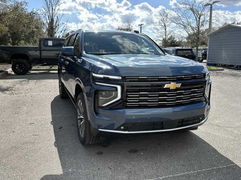 New 2026 Chevrolet Suburban High Country image 8