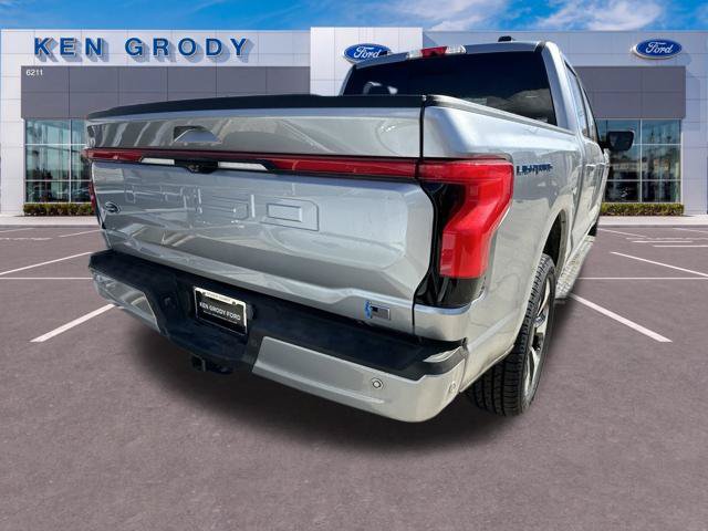 Certified 2023 Ford F150 Lightning Platinum AWD/4WD image 6
