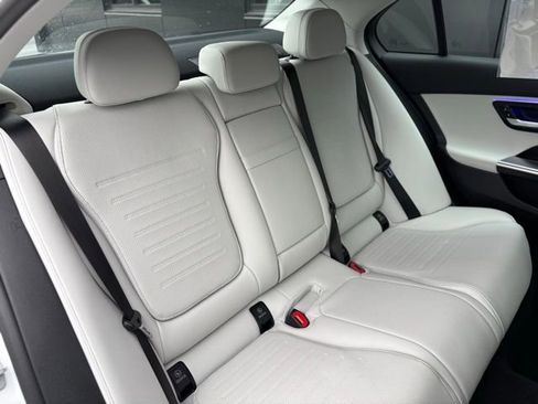 Used 2025 Mercedes-Benz C 300 Sedan image 43