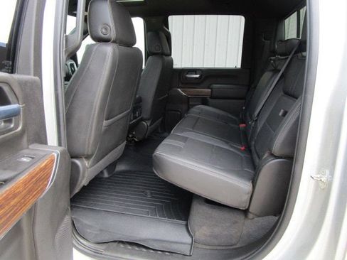 Used 2022 Chevrolet Silverado 2500 High Country w/ Z71 Off-Road Package image 10