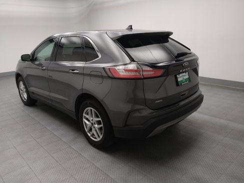 Used 2023 Ford Edge SEL image 5