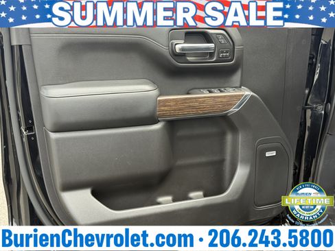 Used 2020 Chevrolet Silverado 1500 High Country w/ Technology Package AWD/4WD image 9
