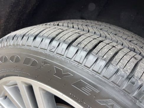 Certified 2023 Ford Expedition Limited image 30