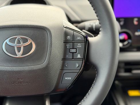 Used 2026 Toyota bZ AWD/4WD image 12