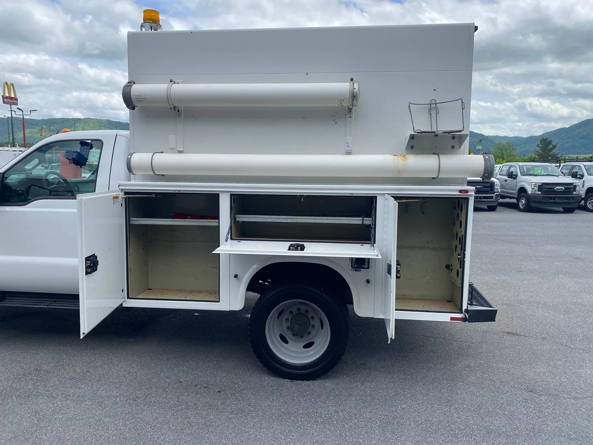 Used 2014 Ford F450 XL w/ Power Equipment Group RWD image 23