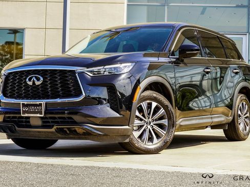 Certified 2023 INFINITI QX60 Pure AWD/4WD image 1