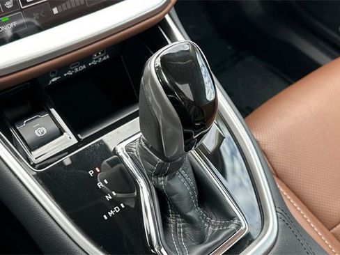 Used 2025 Subaru Outback Touring XT w/ Popular Package #2 image 26