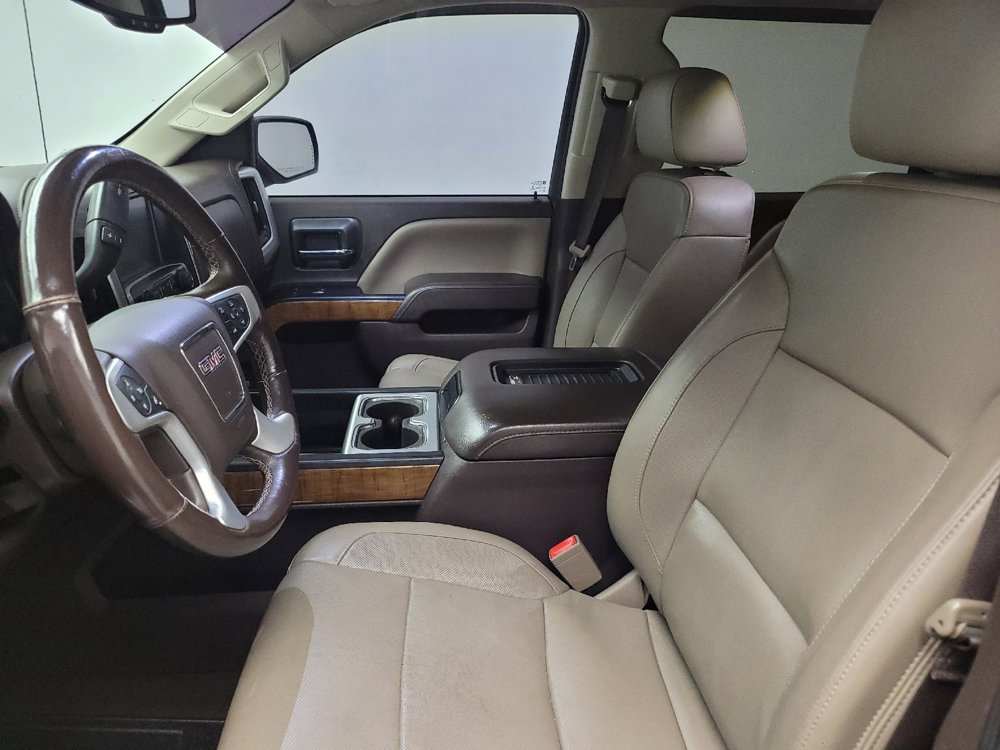 Used 2018 GMC Sierra 1500 SLT w/ SLT Preferred Package AWD/4WD image 17