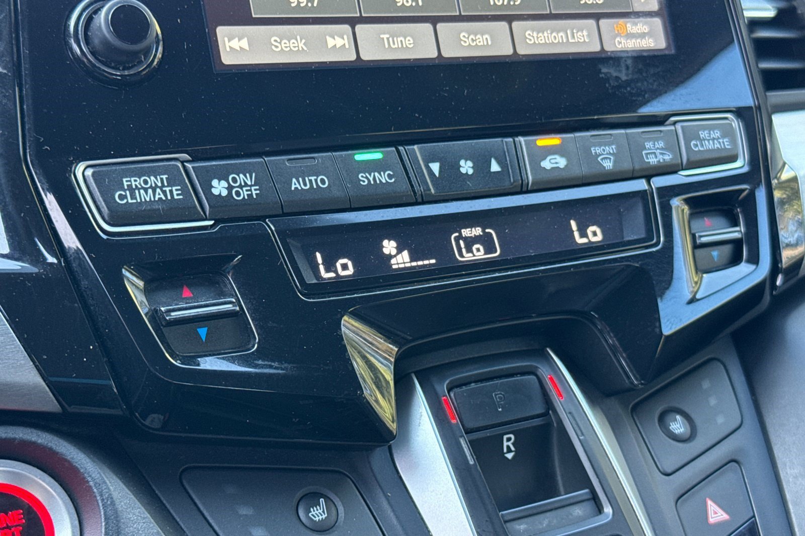 Used 2018 Honda Odyssey EX-L image 19