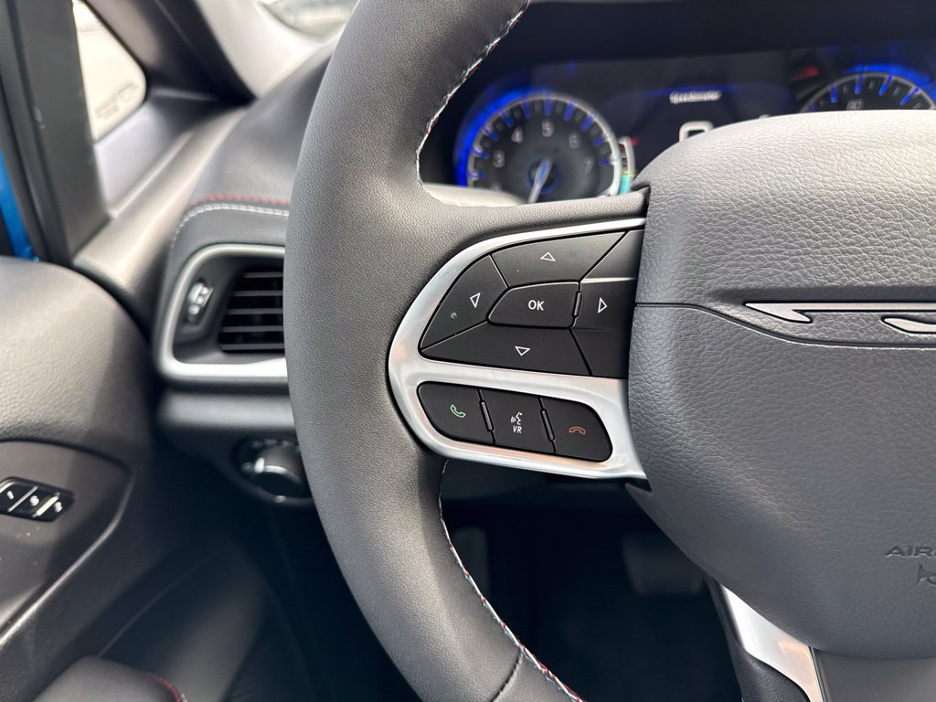 New 2027 Chrysler Pacifica Select AWD/4WD image 35