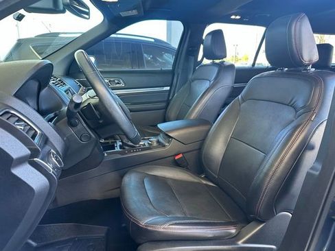 Used 2018 Ford Explorer Sport w/ Equipment Group 401A image 13