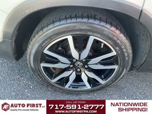 Used 2019 Honda Pilot Touring image 15