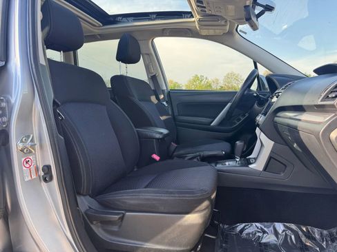 Used 2018 Subaru Forester 2.5i Premium AWD/4WD image 22