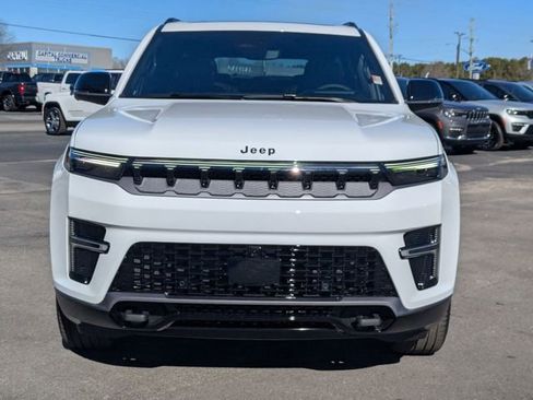 New 2026 Jeep Grand Wagoneer L Limited image 3