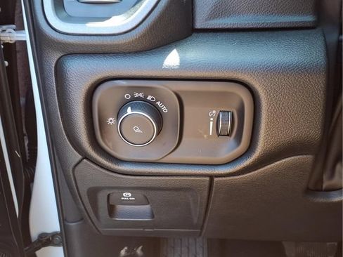 New 2026 RAM 1500 Tradesman AWD/4WD image 15