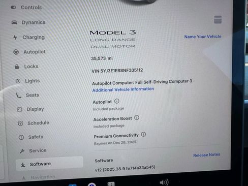 Used 2022 Tesla Model 3 Long Range image 18