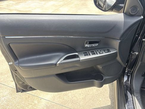 Used 2024 Mitsubishi Outlander Sport AWD image 15
