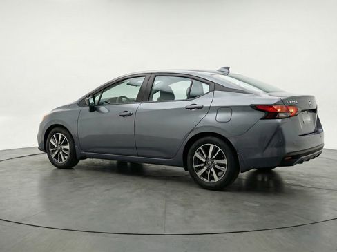 Used 2025 Nissan Versa SV FWD image 6