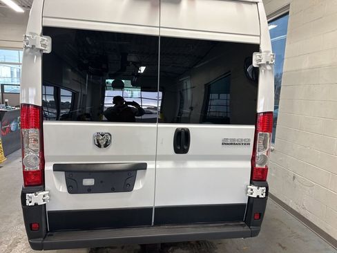 Used 2024 RAM ProMaster 2500 image 4